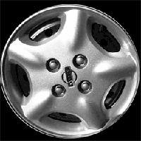 2001 Nissan altima hubcap #3
