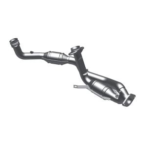 1996 Ford Taurus SHO;3.4, 8V, 1997 Ford Taurus SHO;3.4, 8V, 1999 Ford Taurus SHO;3.4, 8V, 1998 Ford Taurus SHO;3.4, 8V Magnaflow Direct Fit Catalytic Converter with Gasket (49 State Legal)