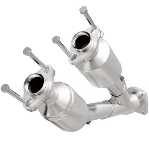 2000 Jeep Cherokee; 4, 6L Magnaflow Direct Fit Catalytic Converter (49 State Legal)