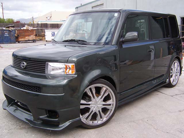 2004 Scion Xb