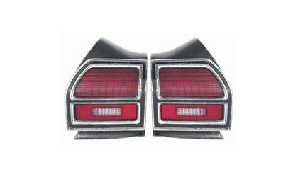 Goodmark Assembly For Tail Light (Right - Passenger) - Incl. Bezel/Lens/Housing