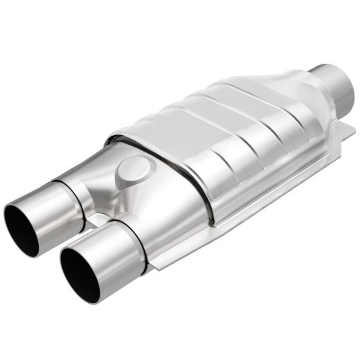 Magnaflow Universal Converter with Main and Pre-Converter - 2.5