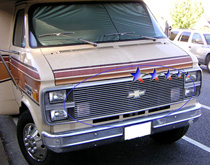 81-87 Suburban, 90 Suburban w/ Stacked Lights APS Polished Aluminum Main Upper Grille