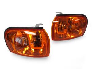 USR DEPO 95-01 Impreza Corner Lights Left + Right Crystal Style Clear Lens Compatible with 1995-2001 Subaru Classic Impreza GC8 GF8 Front Cornering Parking Turn Signal Lamps 