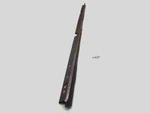 1978-1981 Pontiac Grand Am 2 Doors, 1978-1981 Pontiac LeMans 2 Doors, 1978-1983 Chevrolet Malibu 2 Doors, 1978-1987 Chevrolet El Camino 2 Doors, 1978-1987 GMC Caballero 2 Doors Fairchild Belt Weatherstrip - Outer Passenger Side