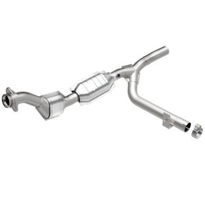 2000 Ford F-150; 4.6, 8V, 1999 Ford F-150; 4.6, 8V Magnaflow Direct Fit Catalytic Converter (49 State Legal)