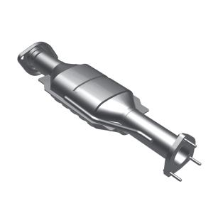 2002 Jeep Wrangler; 4, 6L, 2003 Jeep Wrangler; 4, 6L, 2001 Jeep Wrangler; 4, 6L, 2004 Jeep Wrangler; 2.4, 4L, 2000 Jeep Wrangler; 4, 6L Magnaflow Direct Fit Catalytic Converter (49 State Legal)