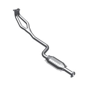 1983 BMW 320i; 1.8, 4L, 1982 BMW 320i; 1.8, 4L, 1981 BMW 320i; 1.8, 4L, 1980 BMW 320i; 1.8, 4L Magnaflow Direct Fit Catalytic Converter (49 State Legal)