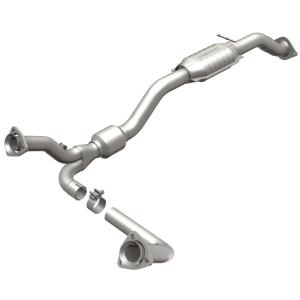 2001 GMC Jimmy; 4.3, 6V, 2000 GMC Jimmy; 4.3, 6V Magnaflow Direct Fit Catalytic Converter with Gasket (49 State Legal)