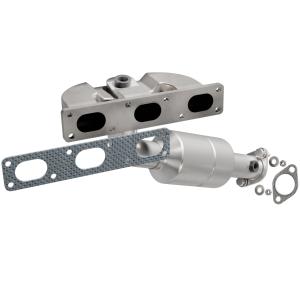 2004 BMW 525i; 2.5, 6L, 2005 BMW 525i; 2.5, 6L Magnaflow Exhaust Manifold with Integrated Catalytic Converter (49 State Legal)