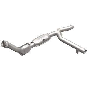 2004 Ford F-150 STX; 4.6, 8V, 2002 Ford F-150; 4.6, 8V, 2001 Ford F-150; 4.6, 8V Magnaflow Direct Fit Catalytic Converter (49 State Legal)