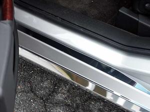 04-09 Cadillac SRX QAA Door Sill Trims