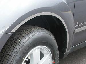 07-09 Mitsubishi Outlander QAA Wheel Well Trims 