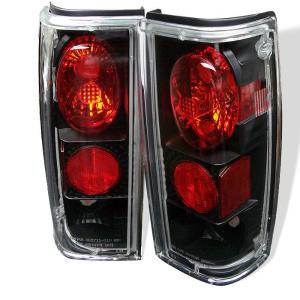 82-94 GMC Jimmy, 82-93 Chevrolet Blazer, 82-93 Chevrolet S10, 91-94 Oldsmobile Bravada, 91-93 GMC Sonoma Spyder Altezza Tail Lights - Black