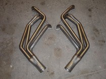 67-87 Sierra small block, 67-87 Silverado small block Stainless Works headers for Automatic Transmission applications; 1 5/8, .065 wall thickness, cnc mandrel bent primary tubes.  CNC laser cut flanges, 3