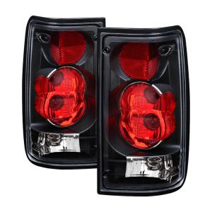 Toyota Pickup 89-95 Xtune Euro Style Tail Lights - Black