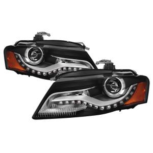 Audi A4 09-11 Halogen Model Only ( Not Compatible With Xenon/HID Model / Does not fit the Quattro) Xtune Amber Projector Headlights - OE Style - Black