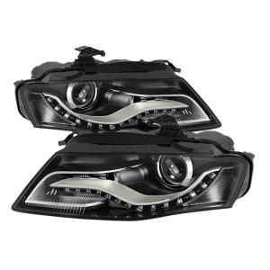 Audi A4 09-11 Xtune Projector Headlights - OE Style - Halogen Model Only ( Not Compatible With Xenon/HID Model / Does not fit the Quattro) - Black