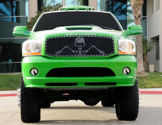 T-Rex Urban Assault Grunt - Studded Main Grille With Soldier - Black OPS Flat Black - Custom 1 Piece Opening (Requires Cutting Center Bars)